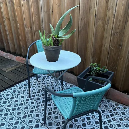 Maison De Avec Petite Terrasse * Αζάν